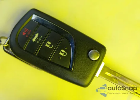 2023 Toyota Camry Se z USA, uszkodzony, nr VIN 4T1G11AK8PU742436